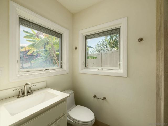 5503 Linda Rosa, La Jolla, CA 92037