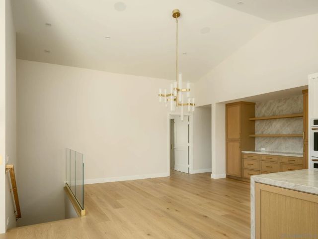 5503 Linda Rosa, La Jolla, CA 92037
