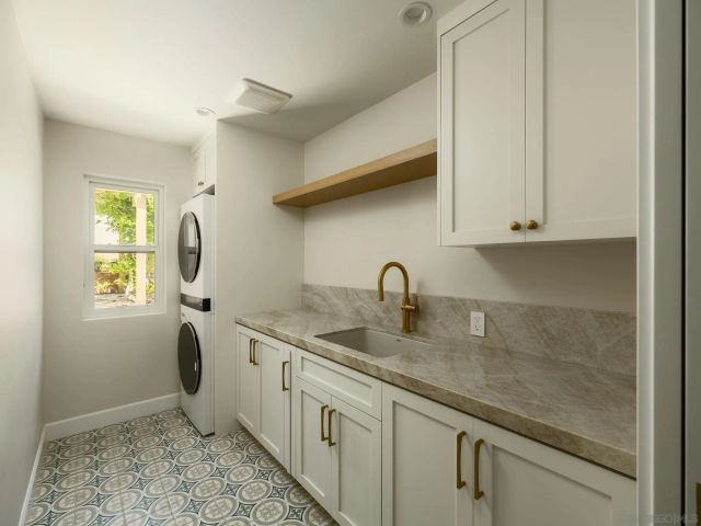 5503 Linda Rosa, La Jolla, CA 92037