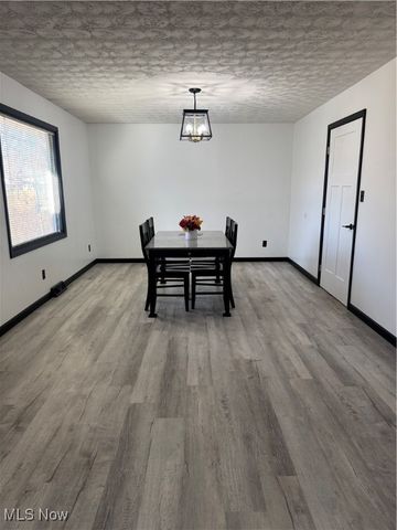 3149 Broadvue Circle, Zanesville, OH 43701