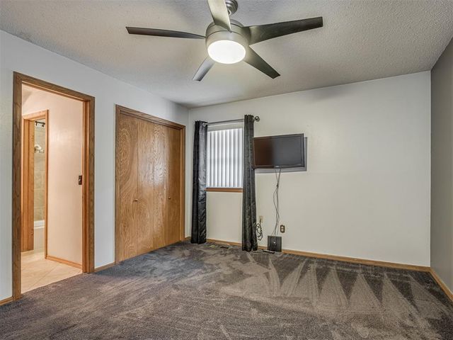 6309 S Robinson Road, Oklahoma City, OK 73139