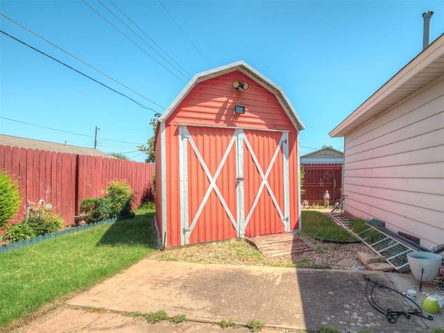 6309 S Robinson Road, Oklahoma City, OK 73139
