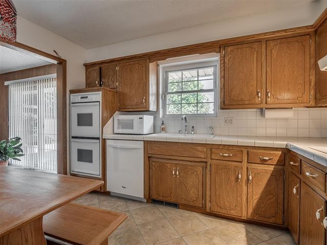 6309 S Robinson Road, Oklahoma City, OK 73139