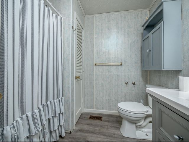 2860 Johnson Fork, Salyersville, KY 41465