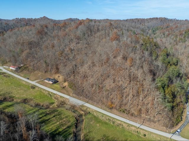 2860 Johnson Fork, Salyersville, KY 41465