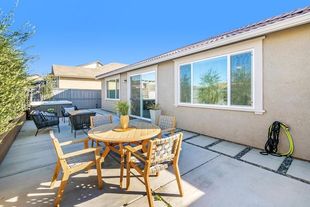 4504 Stone Ranch Dr, Folsom, CA 95630