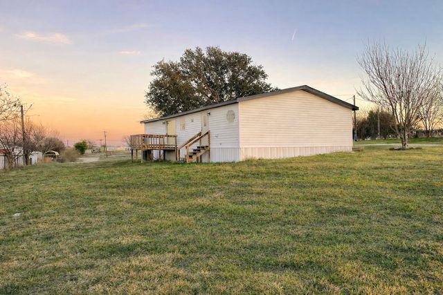 9795 2nd Street, Joshua, TX 76058
