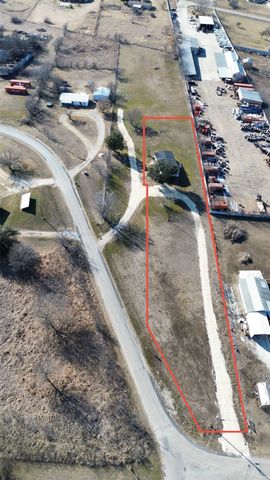 9795 2nd Street, Joshua, TX 76058