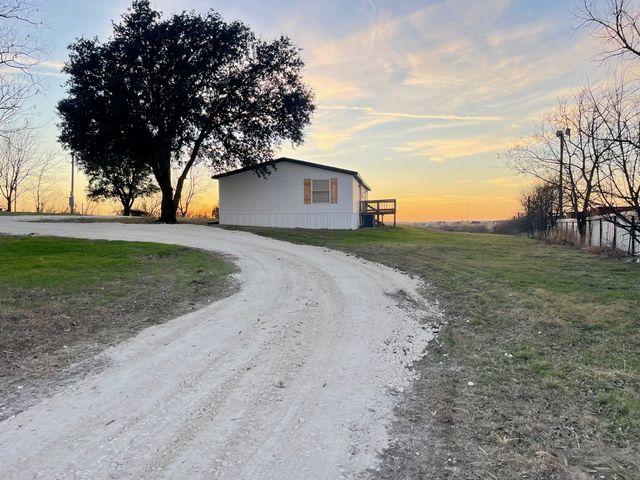 9795 2nd Street, Joshua, TX 76058