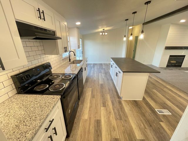 9795 2nd Street, Joshua, TX 76058