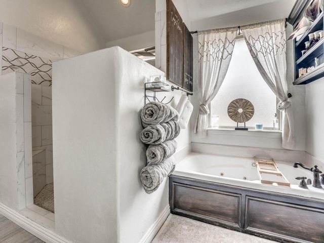 8845 Palermo Drive, Edmond, OK 73034