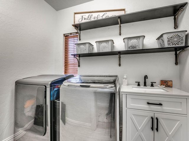 8845 Palermo Drive, Edmond, OK 73034