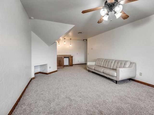 8845 Palermo Drive, Edmond, OK 73034