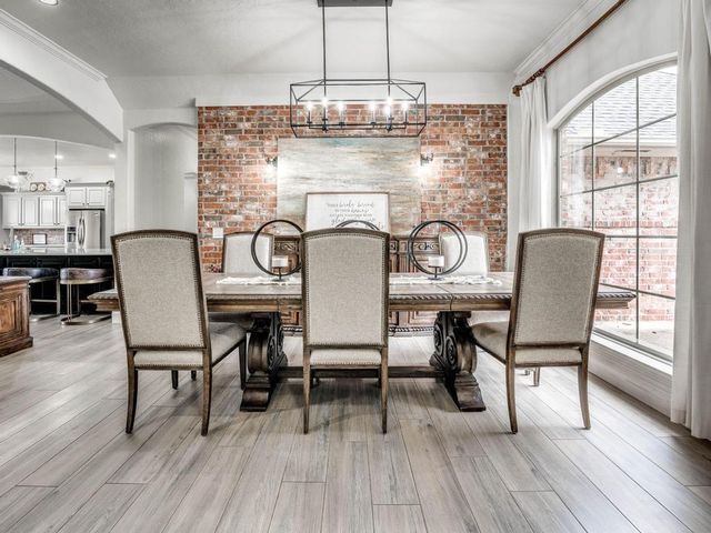 8845 Palermo Drive, Edmond, OK 73034
