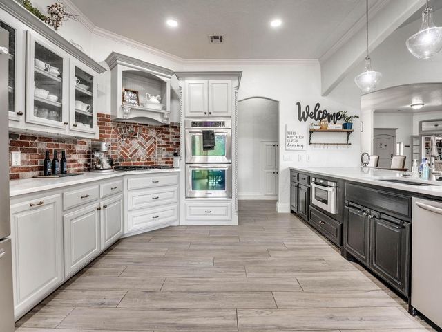 8845 Palermo Drive, Edmond, OK 73034