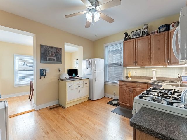 2221 S Lombard Avenue, Cicero, IL 60804