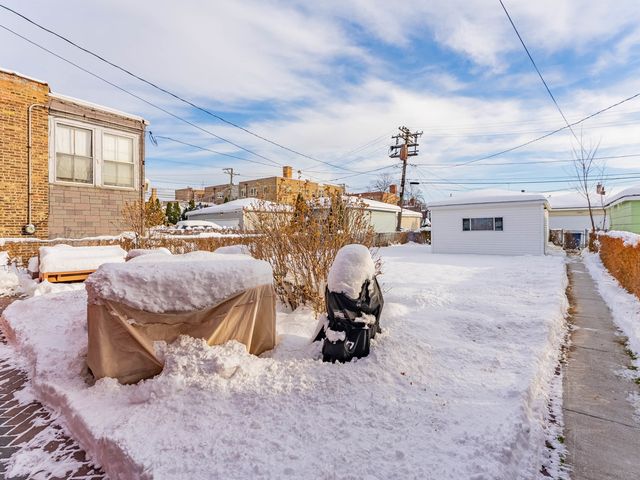 2221 S Lombard Avenue, Cicero, IL 60804