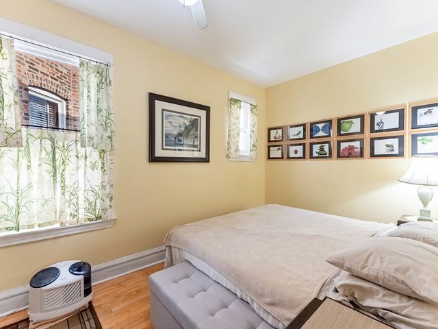 2221 S Lombard Avenue, Cicero, IL 60804