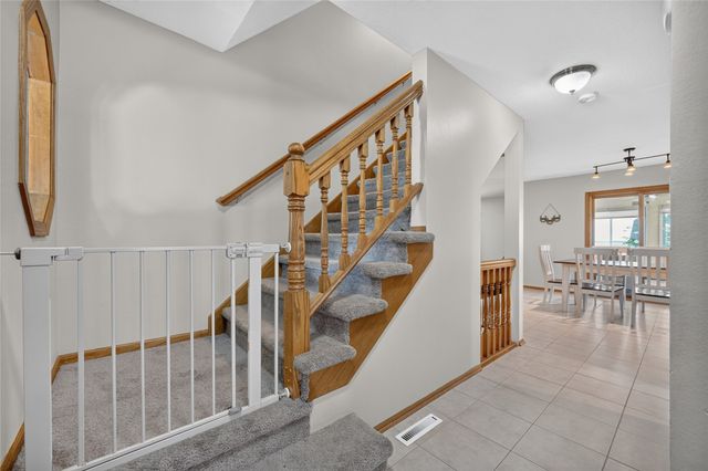 1308 E 17th Street, Norwalk, IA 50211