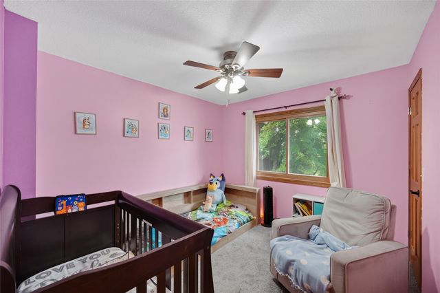 1308 E 17th Street, Norwalk, IA 50211