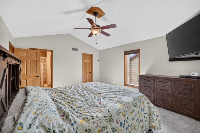 1308 E 17th Street, Norwalk, IA 50211
