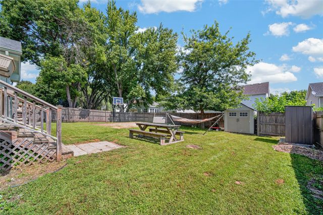 1308 E 17th Street, Norwalk, IA 50211