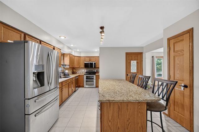 1308 E 17th Street, Norwalk, IA 50211