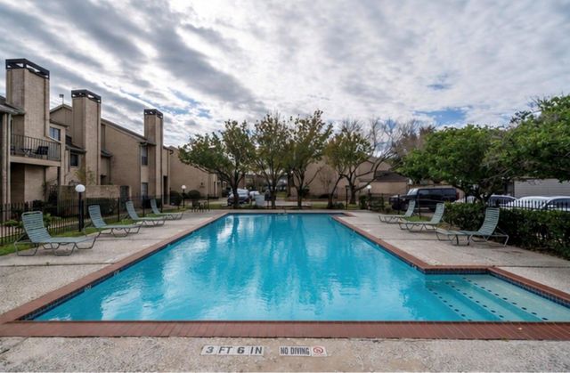 10811 Richmond Avenue 72, Houston, TX 77042