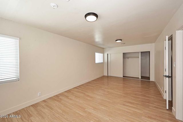 2002 W TURNEY Avenue, Phoenix, AZ 85015