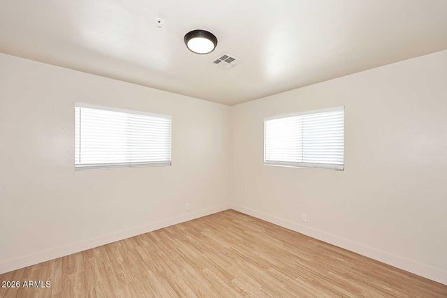 2002 W TURNEY Avenue, Phoenix, AZ 85015