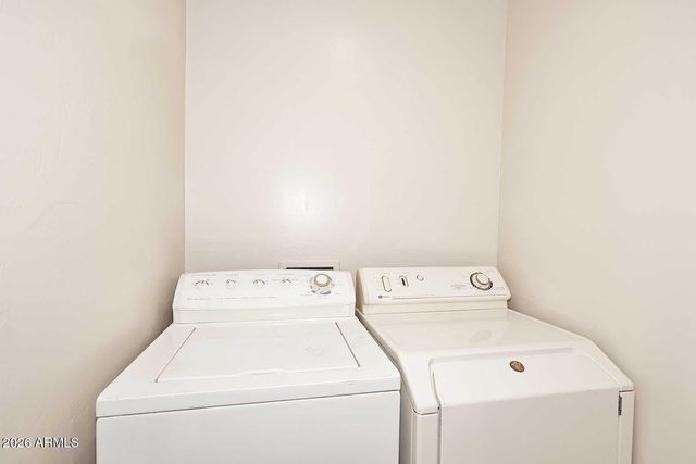 2002 W TURNEY Avenue, Phoenix, AZ 85015