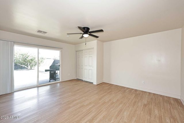 2002 W TURNEY Avenue, Phoenix, AZ 85015