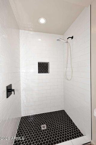 2002 W TURNEY Avenue, Phoenix, AZ 85015