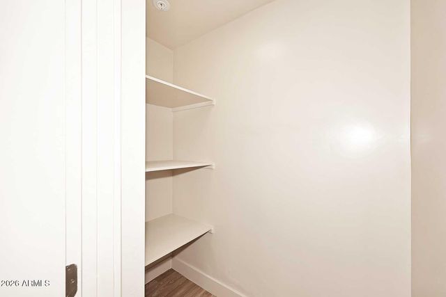 2002 W TURNEY Avenue, Phoenix, AZ 85015