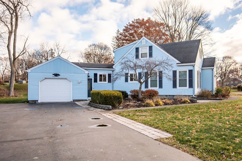 41 Springbrook Drive, Chili, NY 14514