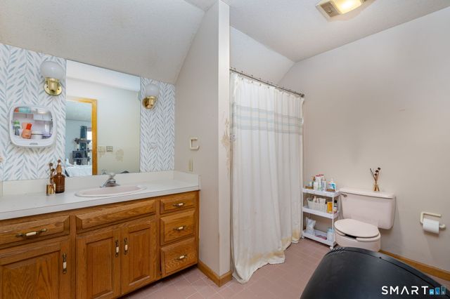 4 Silver Brook Lane, Granby, CT 06060