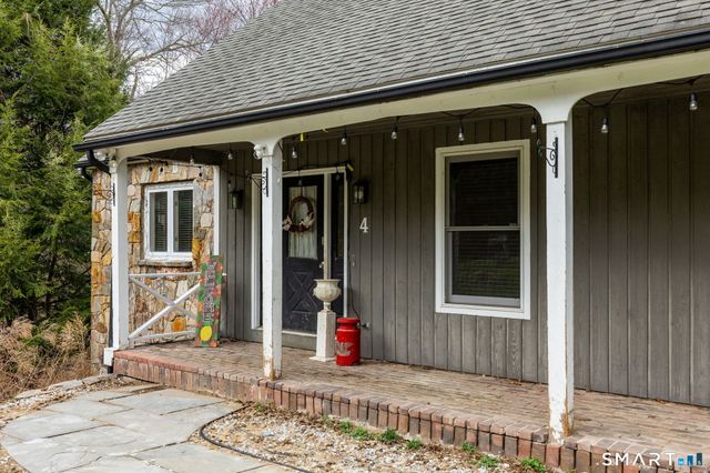 4 Silver Brook Lane, Granby, CT 06060