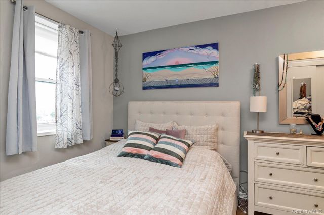370 W Broadway 5K, Long Beach, NY 11561
