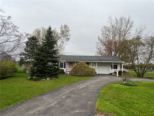 2776 Roosevelt Highway, Hamlin, NY 14464