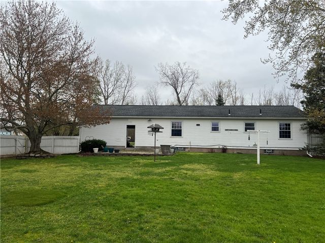 2776 Roosevelt Highway, Hamlin, NY 14464