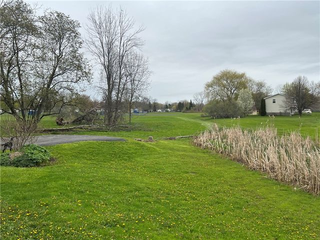 2776 Roosevelt Highway, Hamlin, NY 14464