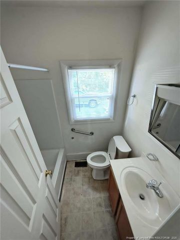 706 Elliot Farm Road, Fayetteville, NC 28311