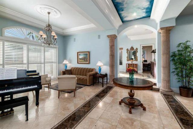 7104 Aviara Drive, Carlsbad, CA 92011