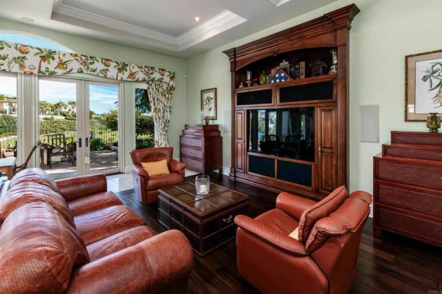 7104 Aviara Drive, Carlsbad, CA 92011