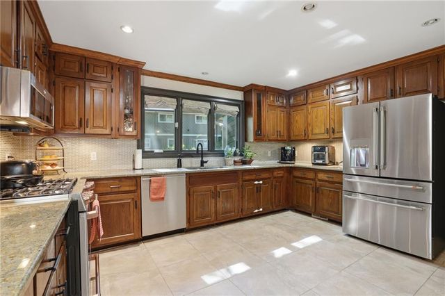 1180 Saint Andrews Circle, Atlanta, GA 30338
