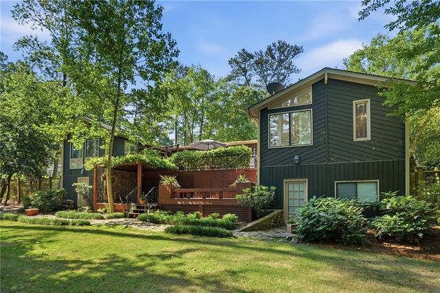 1180 Saint Andrews Circle, Atlanta, GA 30338