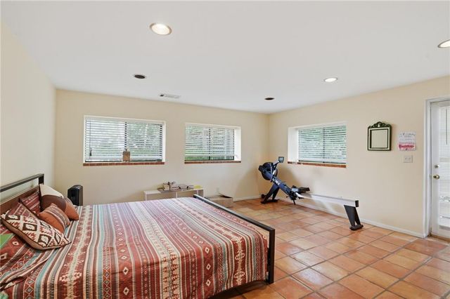 1180 Saint Andrews Circle, Atlanta, GA 30338