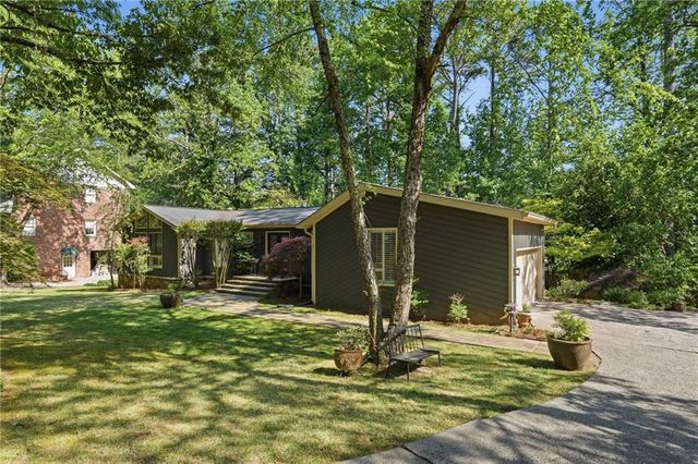 1180 Saint Andrews Circle, Atlanta, GA 30338