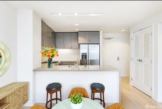 52 Innes Court 308, San Francisco, CA 94124