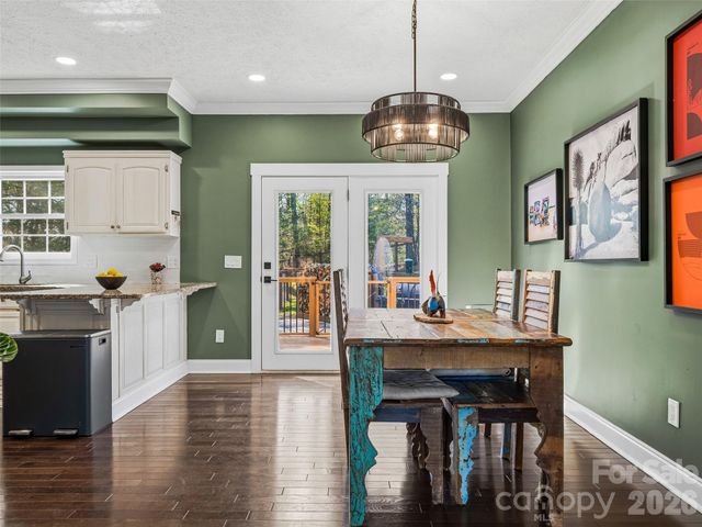 150 White Pine Drive, Fletcher, NC 28732